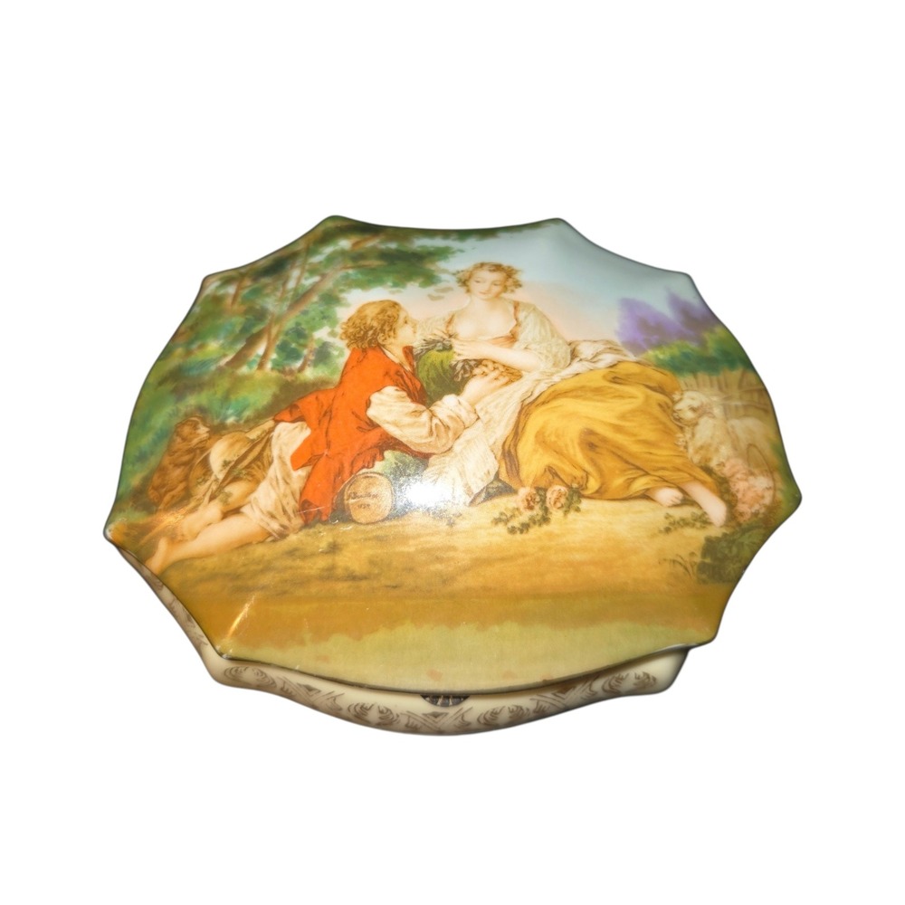 Ardalt Lenwile China Trinket Box Hinged Hand Painted Cream Gilt Fragonard 7486